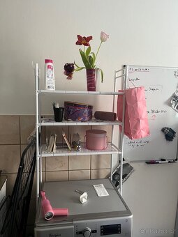 Policový díl nad pračku - 3