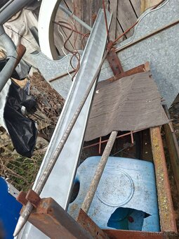 Gril na kytu, prase - 3