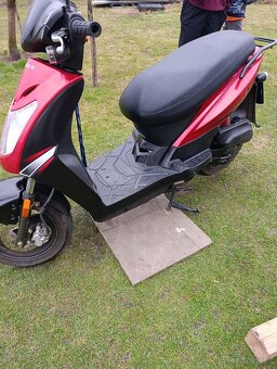Skútr KYMCO - 3