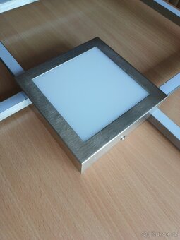 Stolní svítidlo - 3