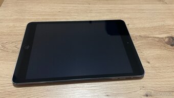 Apple iPad mini 2 32GB, příslušenství, 1400Kč - 3