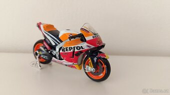 Modely MotoGP 1:18 Maisto - 3