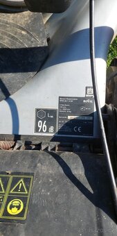 Benzínová 4T sekačka s pojezdem - 3
