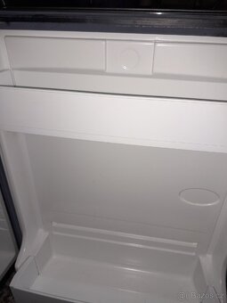 Prodám ledničku na 12v, plyn ,220v - 3
