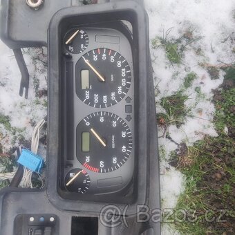 palubovka trabant 1.1+vw tacho - 3