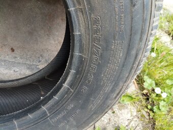 Pneu Uniroyal max 400 225/70R15 - 3