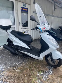 Yamaha Cygnus X 125 - 3
