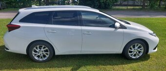 Prodám Toyota Auris kombi - 3