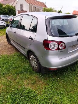 Golf 5 + - 3