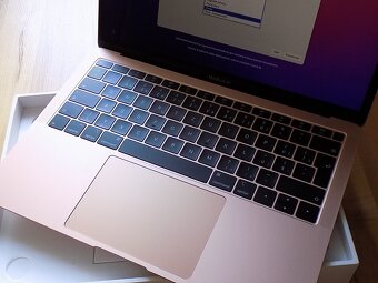 Apple MacBook Air 13,3" (2020)/M1/8GB RAM/256GB/ZÁRUKA/TOP - 3
