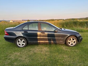Mercedes Benz W203 C180 - 3