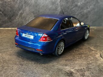 Ford Mondeo ST 220 2005 Blue - 3