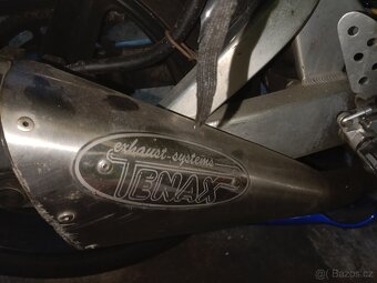 Yamaha yzf R6 - 3