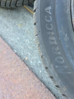 Plechové disky R14 5x100 + nové zimní pneu 185/60 R14 82T - 3