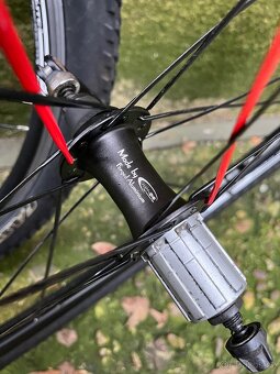 Zapletená kola Vuelta Airline 1 XRP plus 28” - 3