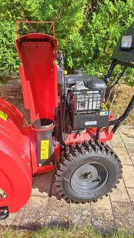 Sněhová fréza s náhonem, Jonsered ST2106 (61 cm) - 3