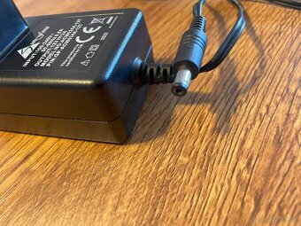 NAPÁJECÍ síťový adaptér ACW024A-12T/output: 12V - 3