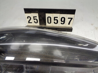 pravé přední LED světlo Hyundai i30 - 3