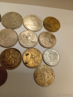 KONVOLUT MINCÍ ČESKO SLOVENSKO A STŘÍBRNÉ MINCE - 3