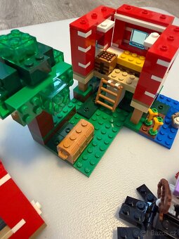 LEGO® Minecraft® 21179 Houbový domek - 3