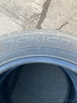 225/50/17 zimní - 3