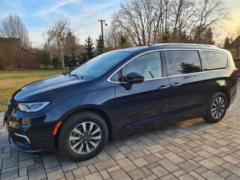 Chrysler Pacifica 3,6 Touring L, nový model, DPH - 3