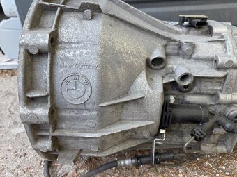 BMW E90/E91/E92 N47 GS6-45DZ převodovka - 3