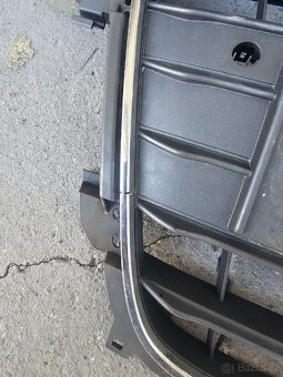 Maska předního nárazníku Audi a4 b8 facelift 8K0853651E - 3