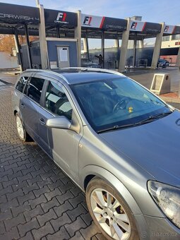 Opel Astra H 1.9 TDI 110 Kw - 3