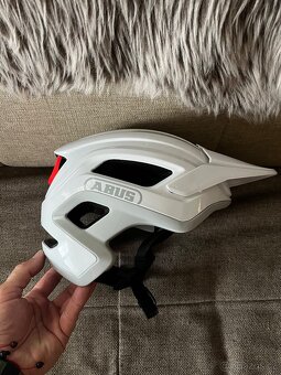MTB cyklistická přilba ABUS CLIFFHANGER shiny white, vel. L - 3
