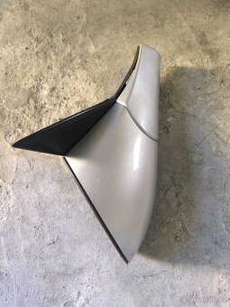 Zpětné zrcátko - 3