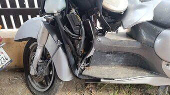 Aprilia Scarabeo 500 GT ABS po havárii - 3