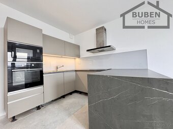 Novostavba bytu 3+kk (92 m2) s balkónem a zimní zahradou (s - 3