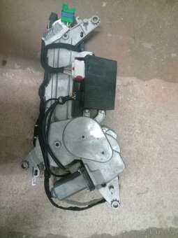 Citroën C5 motor zavírání víka kufru - 3