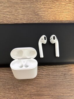 Zánovní Apple AirPods 2 - 3