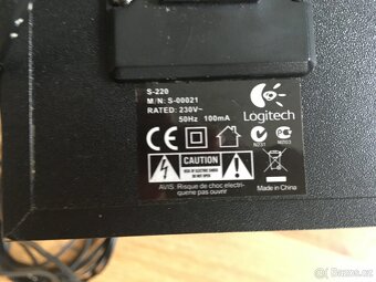LOGITECH S 220 - 3