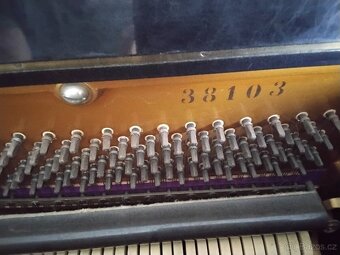 Pianino Ant. Petrof - 3