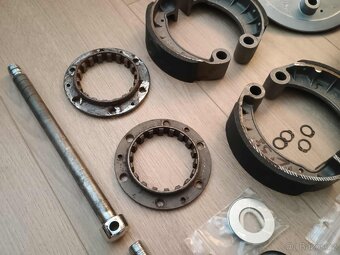 Díly Jawa ČZ 150/352 (kola, brzdy) - 3