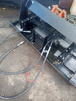 Hydraulická vybrační deska - 3