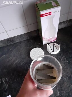 Kráječ na cibuli Tescoma - 3