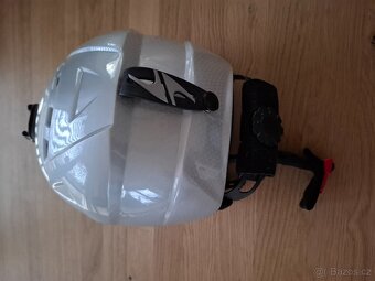 Lyžařská přilba, helma dětská a lyžařské brýle - 3