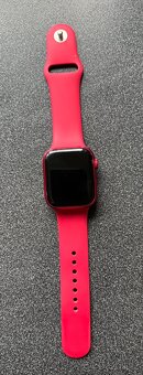 Prodám Apple Watch Series 8 – 45 mm, červené - 3