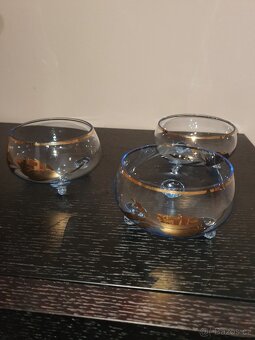 Tenkovrstvé misky na nožičkách, zdobeno zlatem - 3