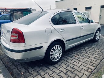 Škoda octavia 2 1.9 TDi 77kw - 3