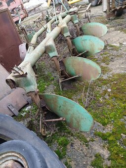 pluh 4 radličný - 3