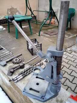 Stojan na vrtačku - 3