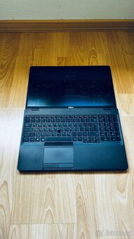 Dell Latitude 5500 - 3
