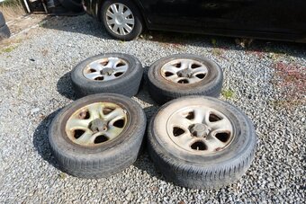 Suzuki Grand Vitara 1.6i 2006 215/70/16 - 3