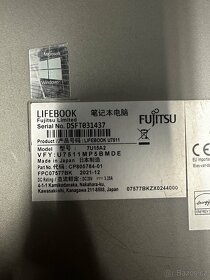 Fujitsu 15” Lifebook - 3