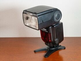 Nikon SpeedLight SB-900, externí blesk. - 3